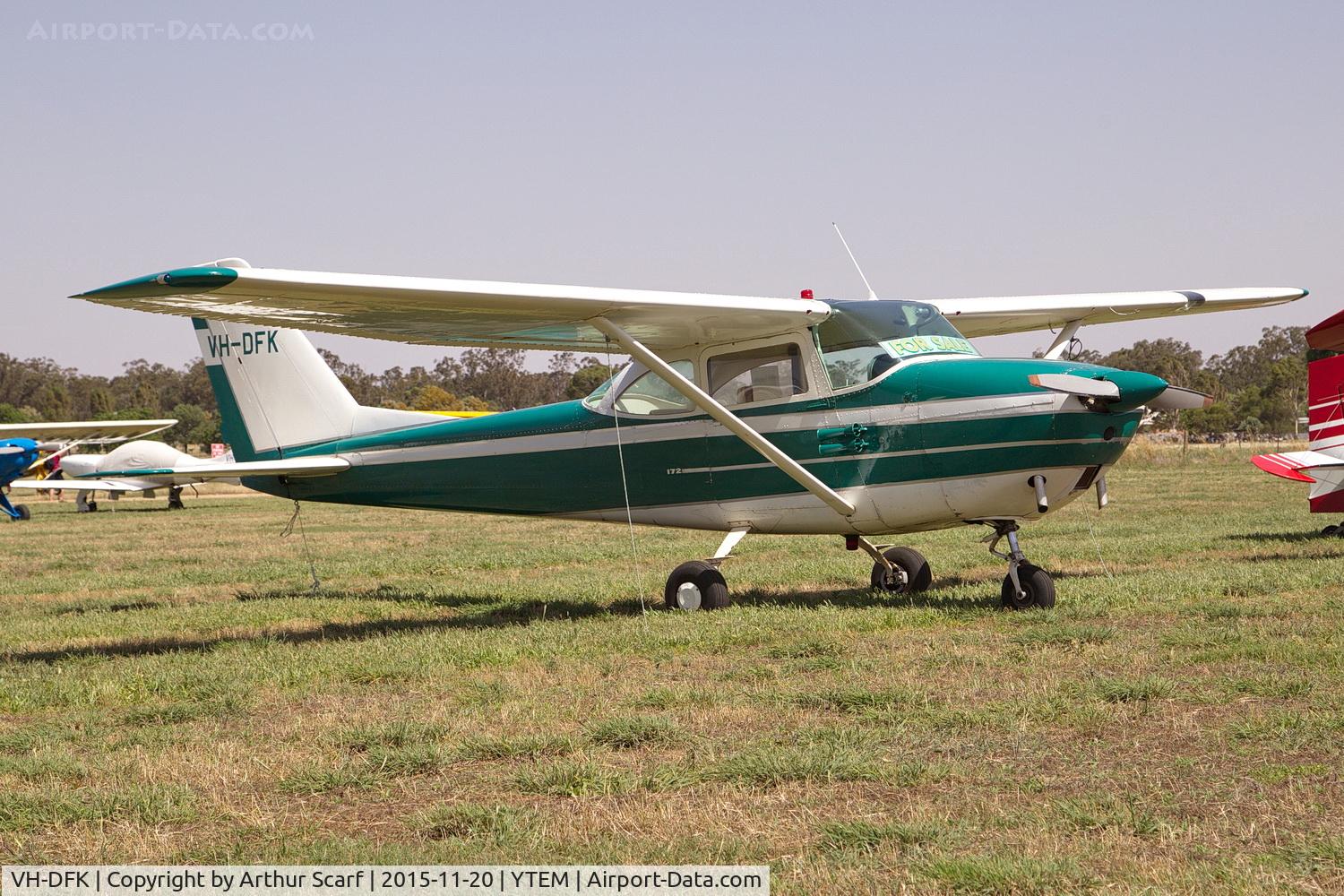 VH-DFK, 1964 Cessna 172E C/N 17251765, Temora Warbirds 2015