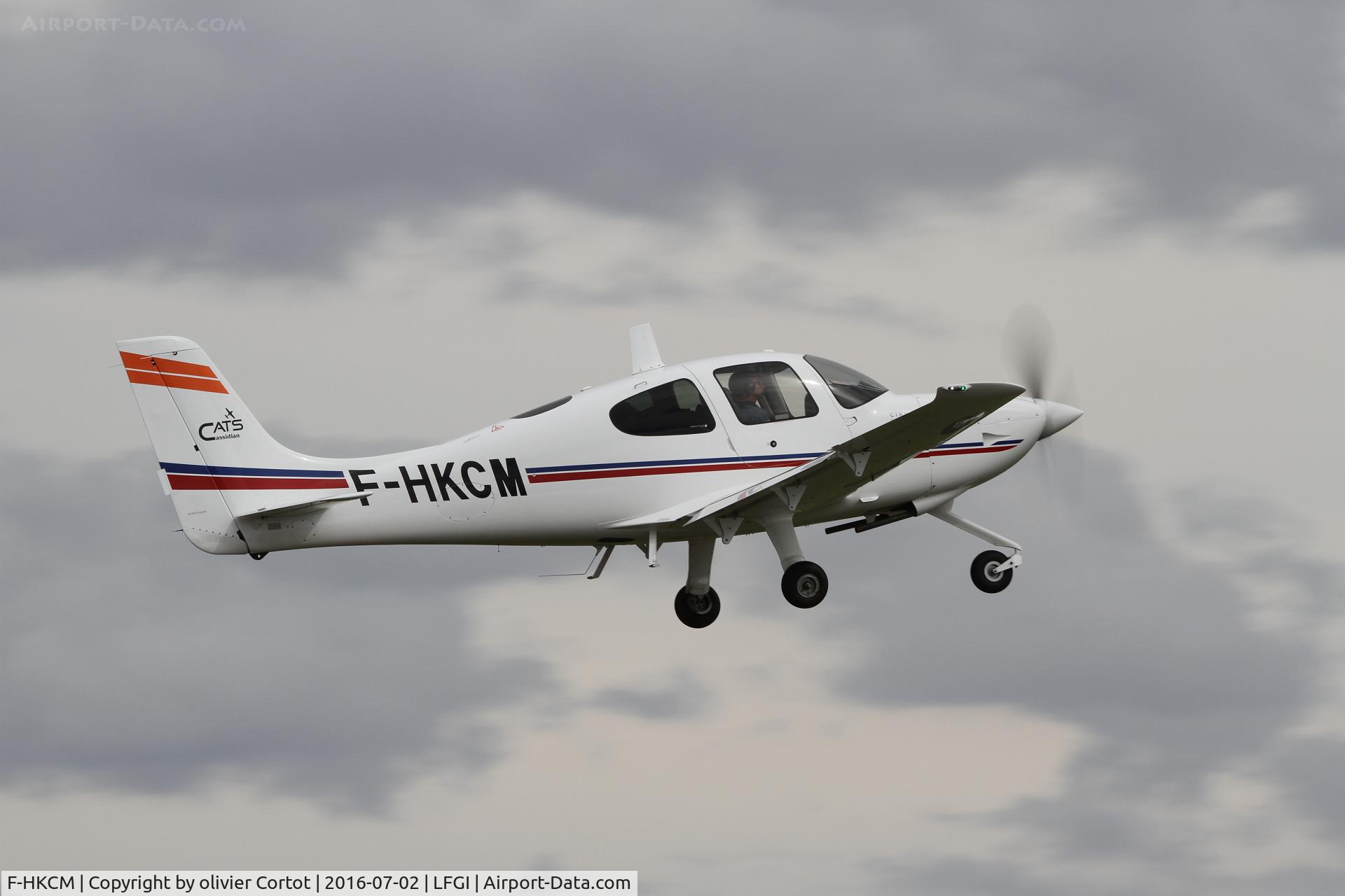 F-HKCM, 2012 Cirrus SR20 C/N 2193, taking off from Darois