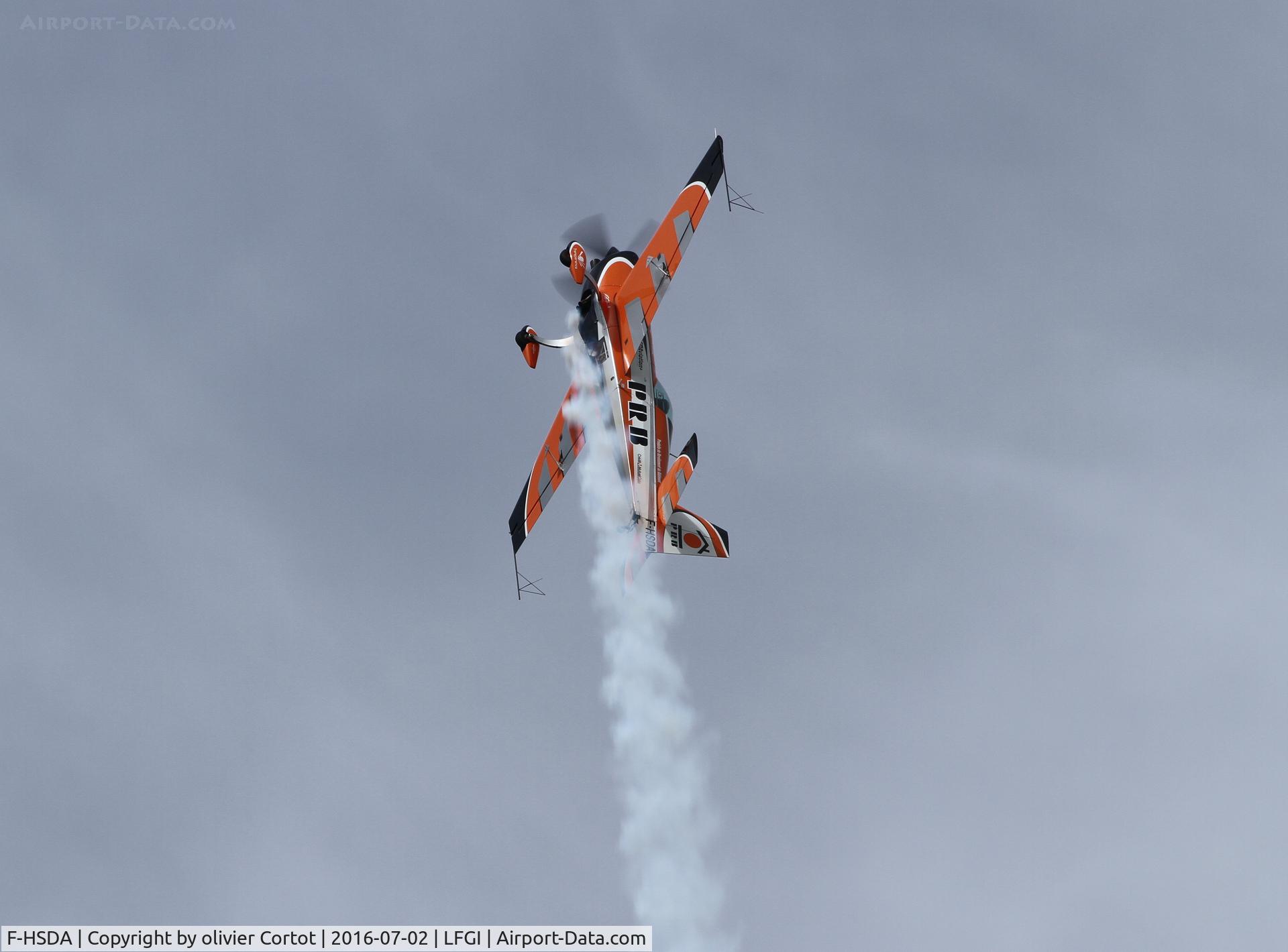 F-HSDA, Extra EA-330SC C/N SC034, doing the job, French acrobatics championship