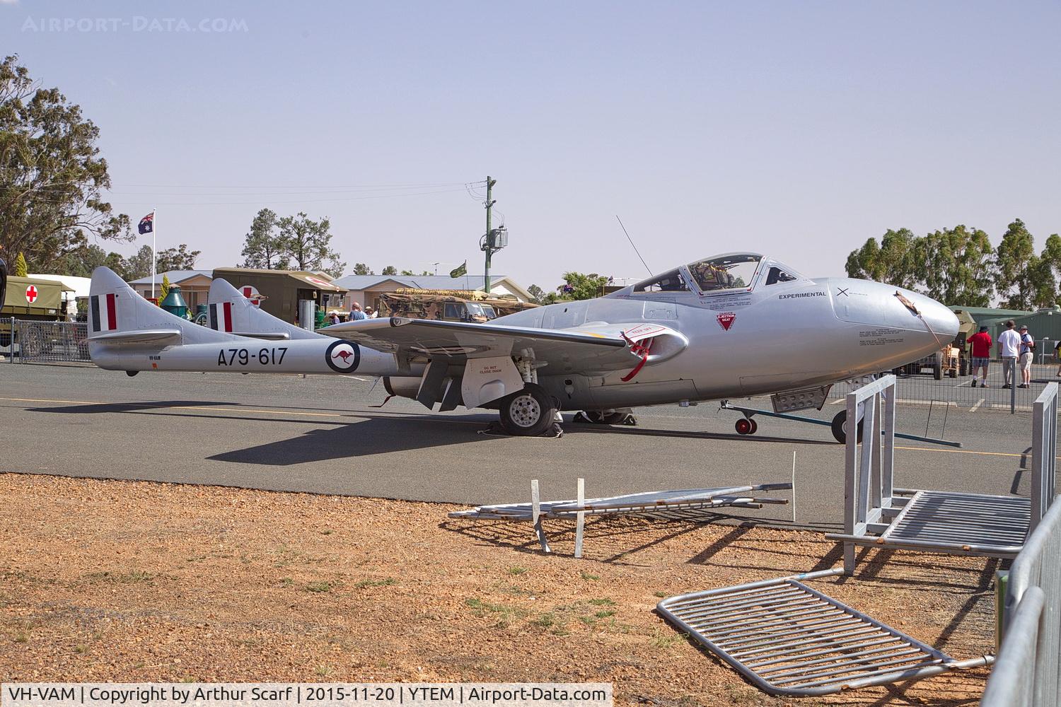 VH-VAM, 1958 De Havilland Australia DH-115 Vampire T.35 C/N DHA4139, A79--617 Temora Warbirds 2015
