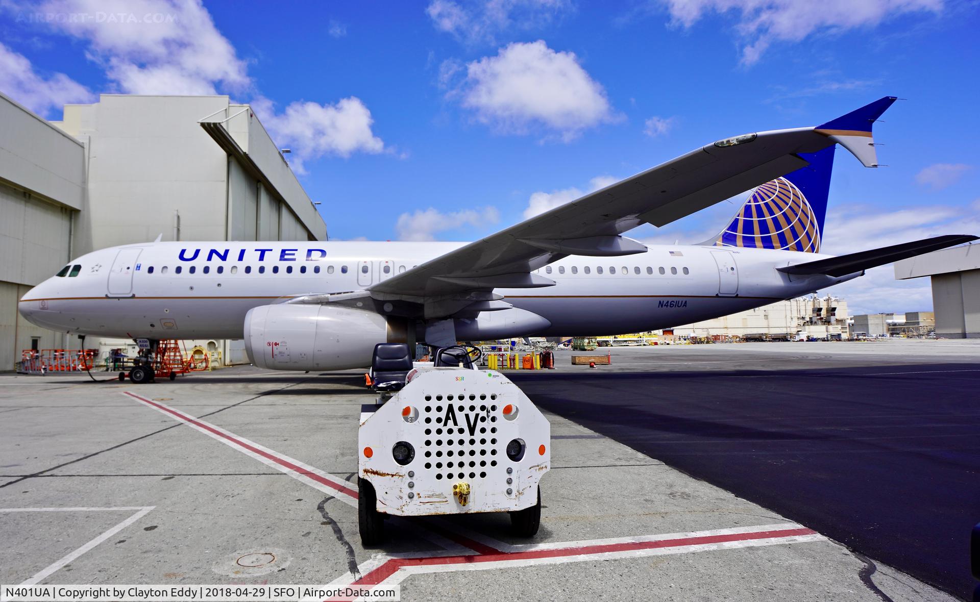 N401UA, 1993 Airbus A320-232 C/N 435, Main landing gear. SFO. 2018.
