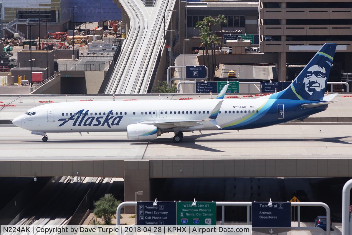 N224AK, 2016 Boeing 737-990/ER C/N 62680, No comment.