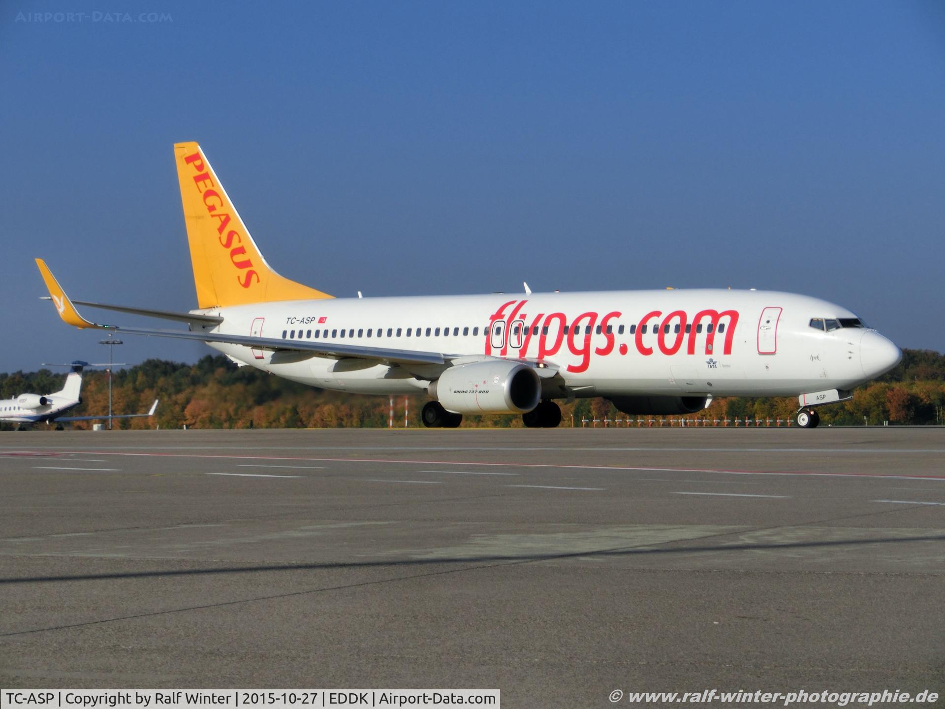 TC-ASP, 2011 Boeing 737-82R C/N 40011, Boeing 737-82R(W) - H9 PGT Pegasus Airlines 'Ipek' - 40011 - TC-ASP - 27.10.2015 - CGN