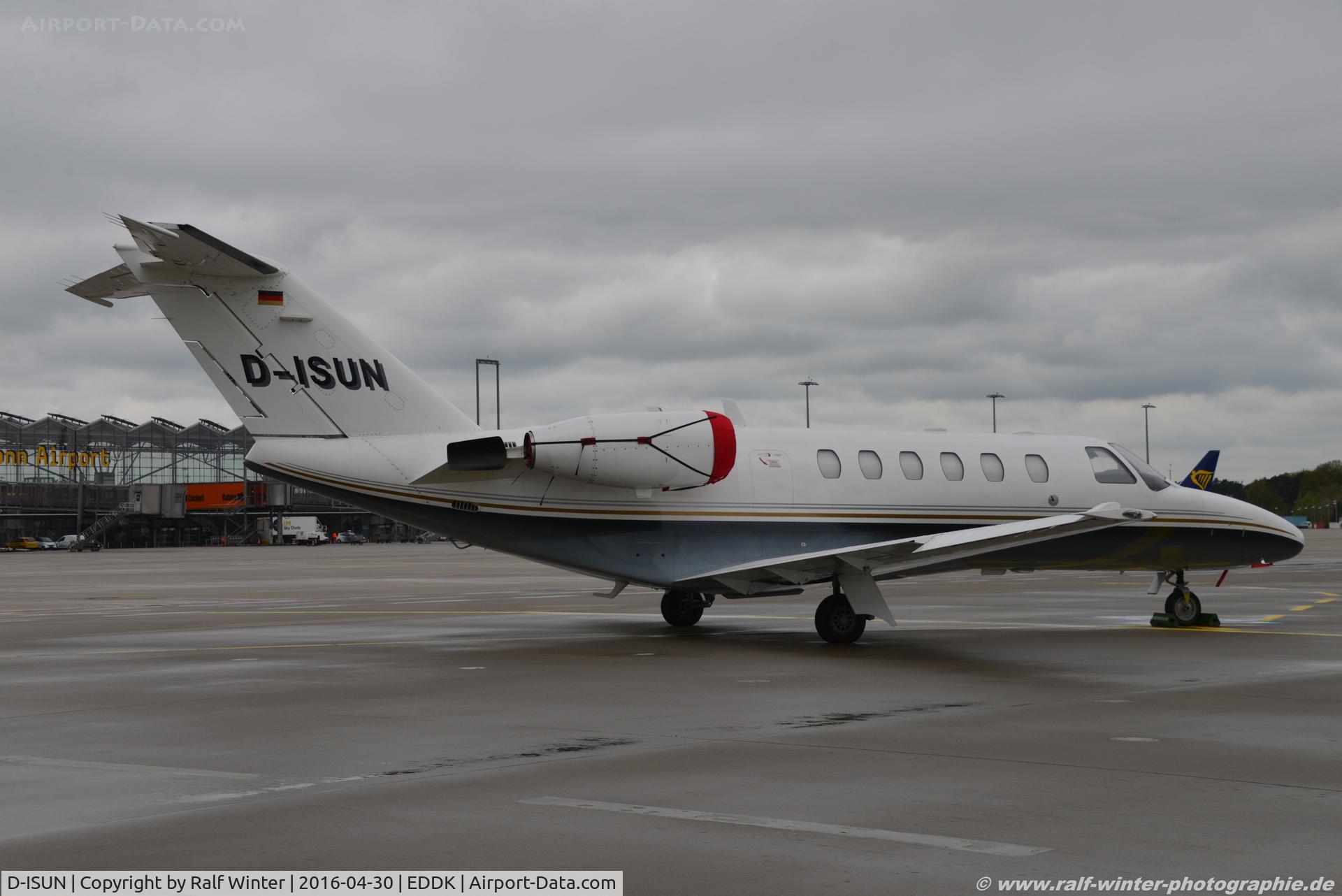 D-ISUN, 2003 Cessna 525A CitationJet CJ2 C/N 525A-0143, Cessna 525A CitationJet CJ2 - ATL Atlas Air Service - 525A0143 - D-ISUN - 30.04.2016 - CGN