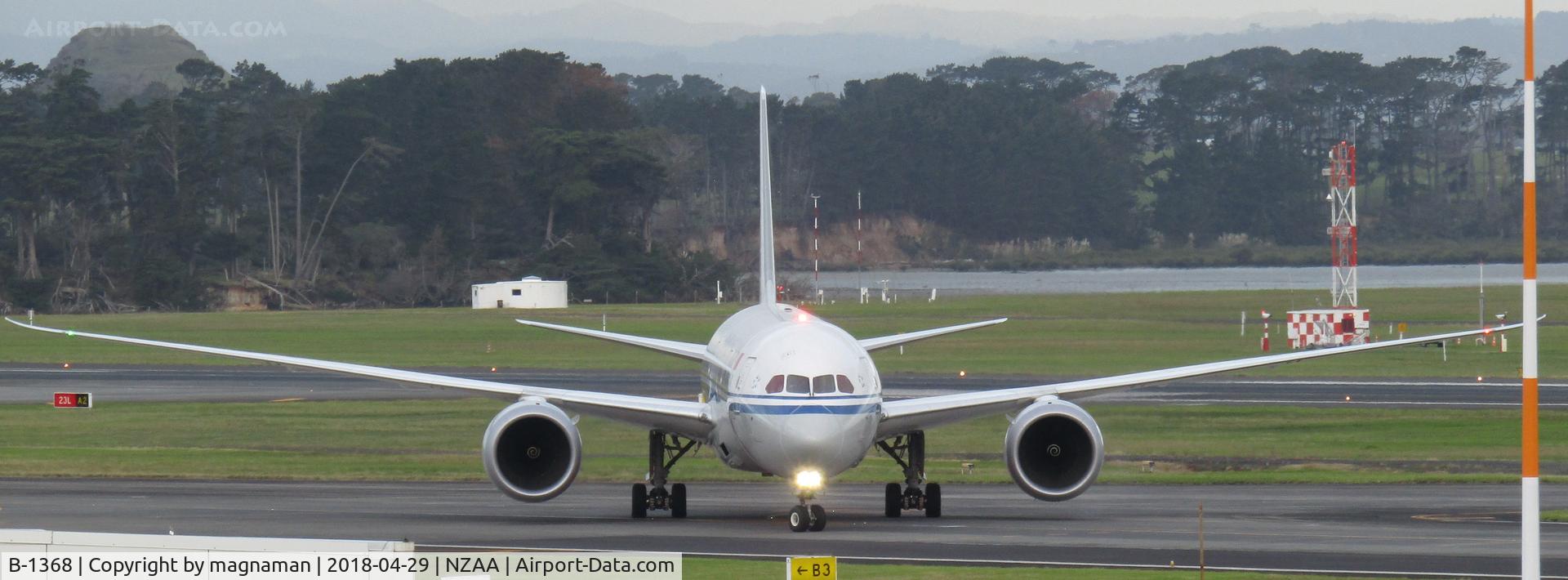 B-1368, 2018 Boeing 787-9 Dreamliner Dreamliner C/N 34318, head on to car park