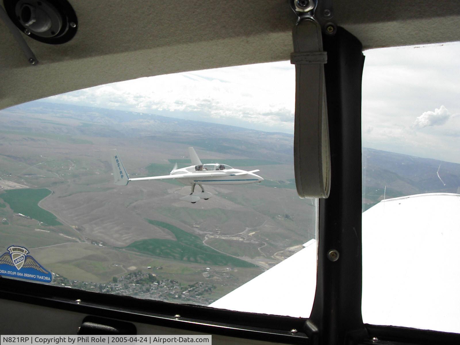 N821RP, 1997 Rutan Long-EZ C/N 92948, Long-EZ 821RP on the wing