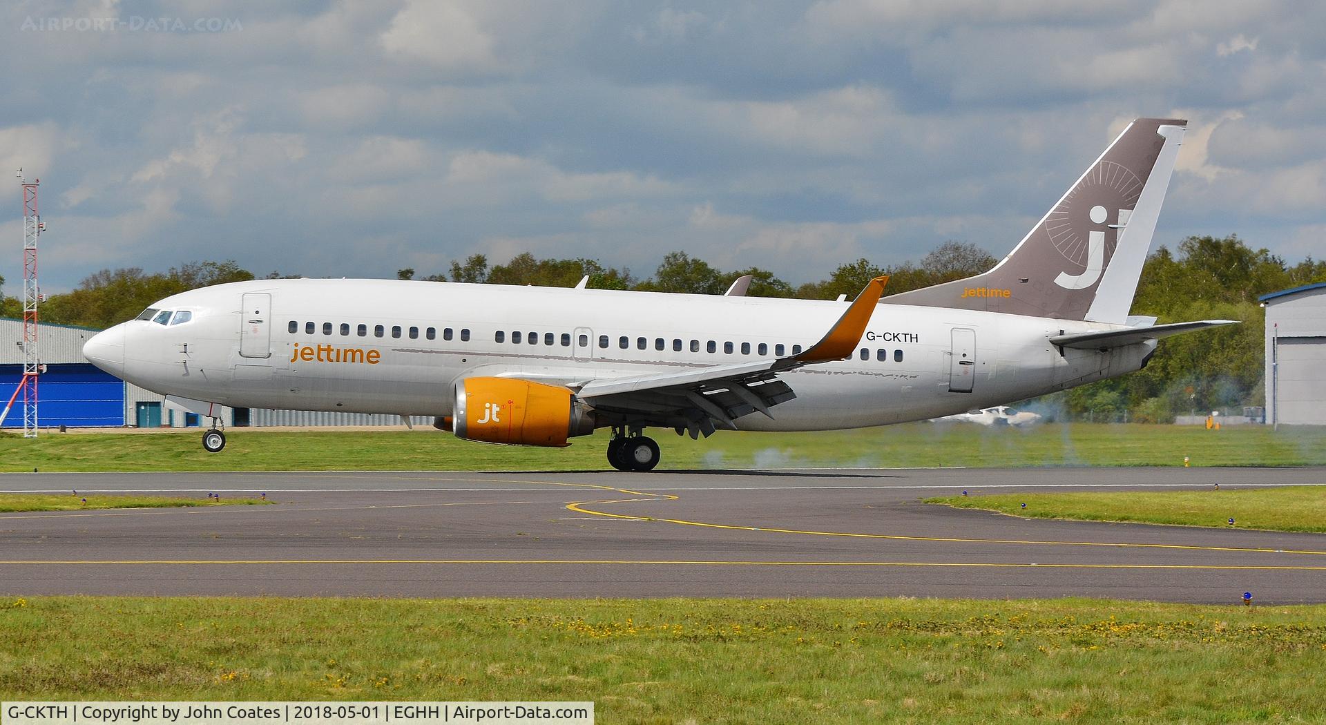 G-CKTH, 1990 Boeing 737-3Y0 C/N 24678, Arriving from Lasham for repaint