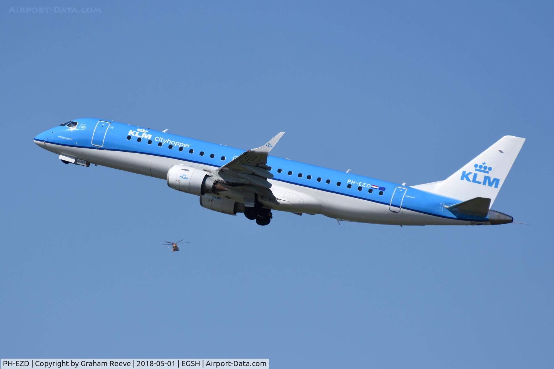 PH-EZD, 2009 Embraer 190LR (ERJ-190-100LR) C/N 19000279, Departing from Norwich.