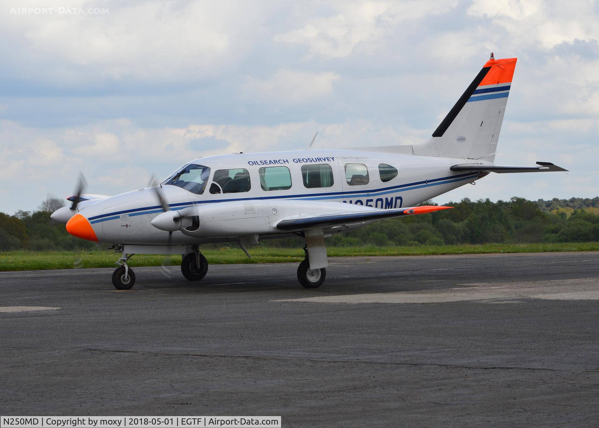 N250MD, 1971 Piper PA-31 Navajo C/N 31-742, Piper PA-31 Navajo at Fairoaks.