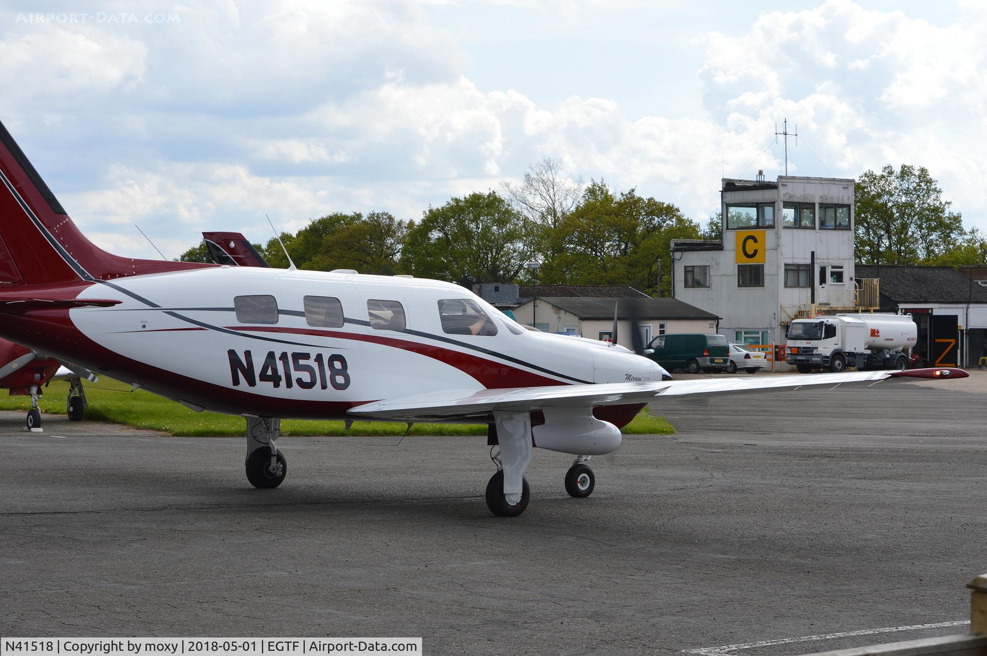 N41518, 2000 Piper PA-46-350P Malibu Mirage C/N 46-36302, Piper PA-46-350P Mirage 2000 at Fairoaks.