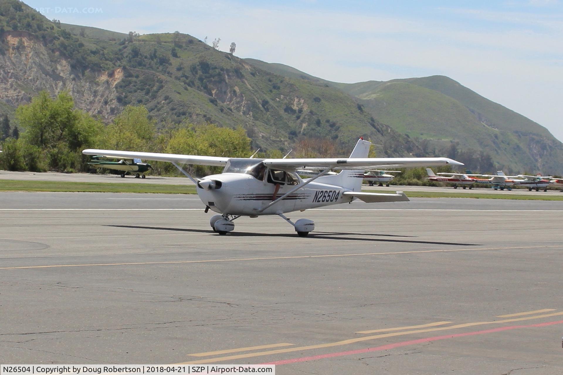 N26504, 1998 Cessna 172R C/N 17280601, 1998 Cessna 172R SKYHAWK, Lycoming IO-360-L2A 160 Hp, taxi to Rwy 22