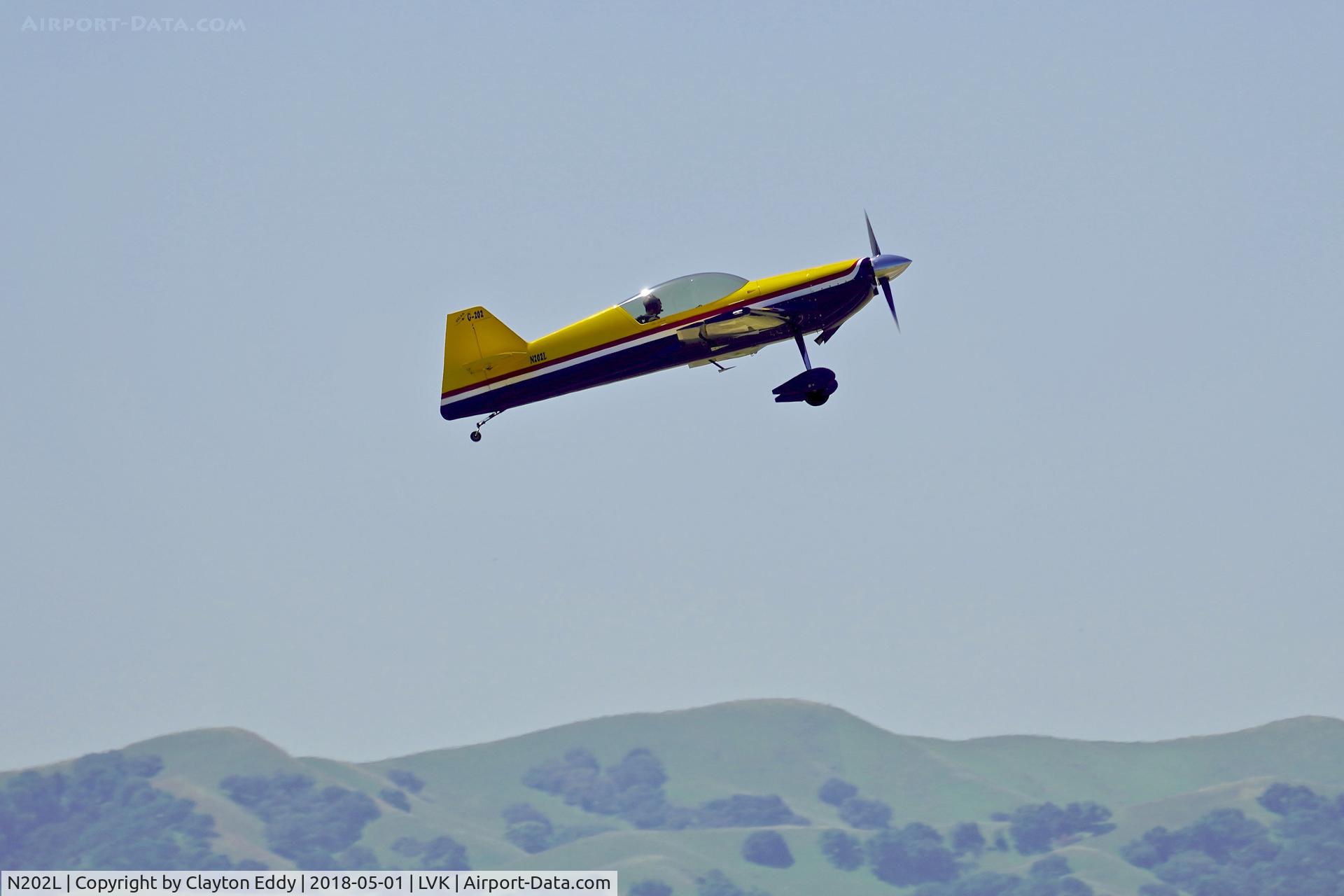 N202L, 2001 Giles G-202 C/N 001, Livermore Airport California 2018.