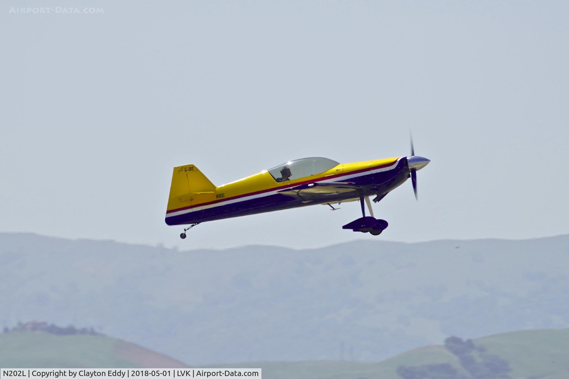 N202L, 2001 Giles G-202 C/N 001, Livermore Airport California 2018.