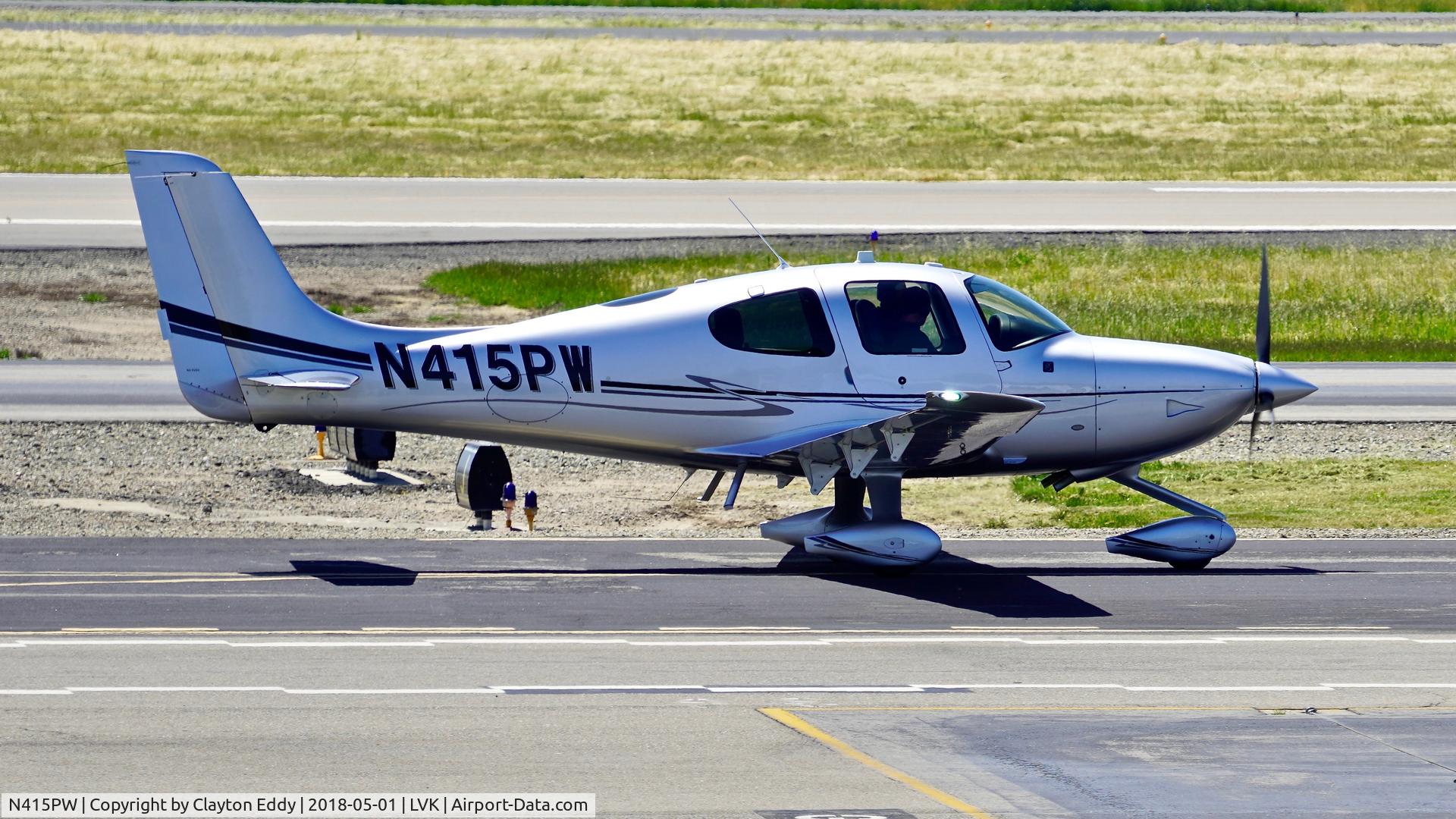 N415PW, 2015 Cirrus SR22 C/N 4193, Livermore Airport California 2018.
