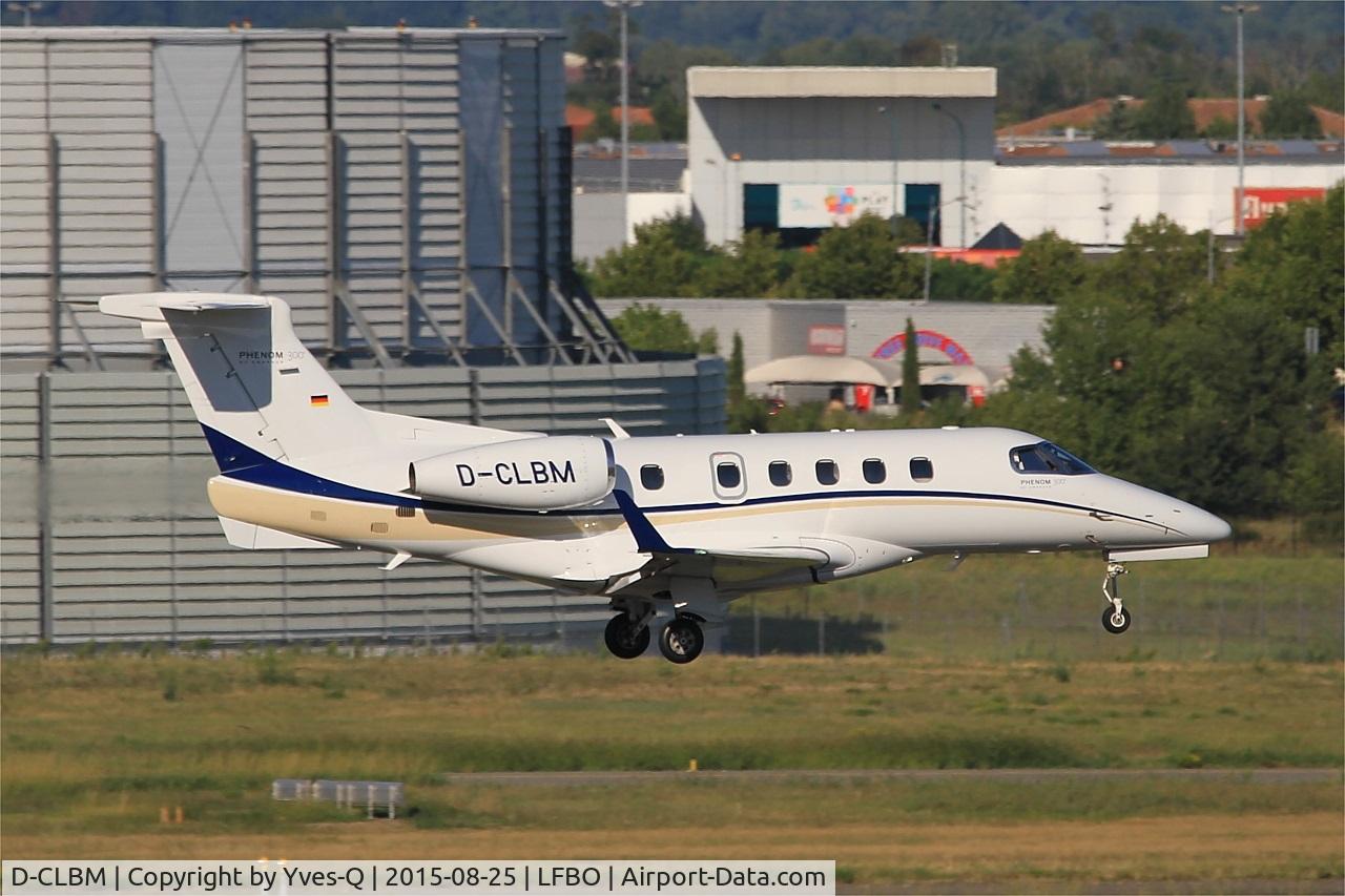 D-CLBM, 2013 Embraer EMB-505 Phenom 300 C/N 50500173, Embraer EMB-505 Phenom 300, On final rwy 14R, Toulouse-Blagnac airport (LFBO-TLS)