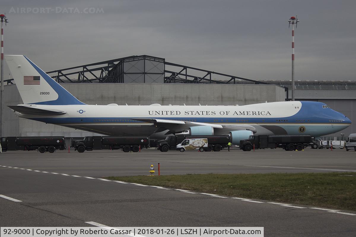 92-9000, 1987 Boeing VC-25A (747-2G4B) C/N 23825, World Economic Forum 2018