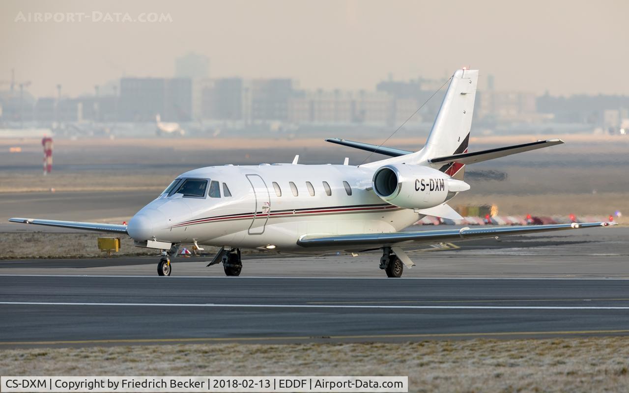 CS-DXM, 2007 Cessna 560 Citation XLS C/N 560-5683, line for departure via RW18