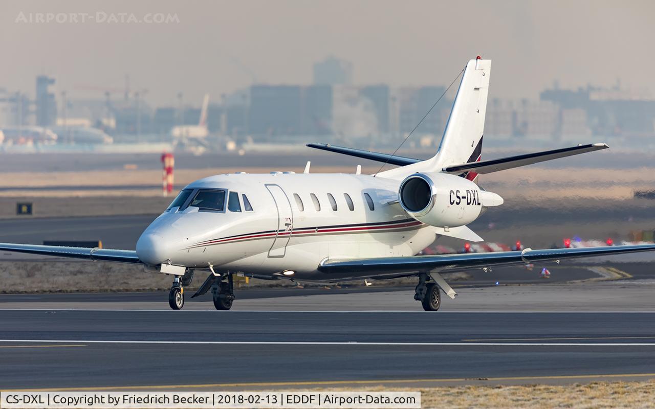 CS-DXL, 2006 Cessna 560XL Citation Excel C/N 560-5640, line for departure via RW18