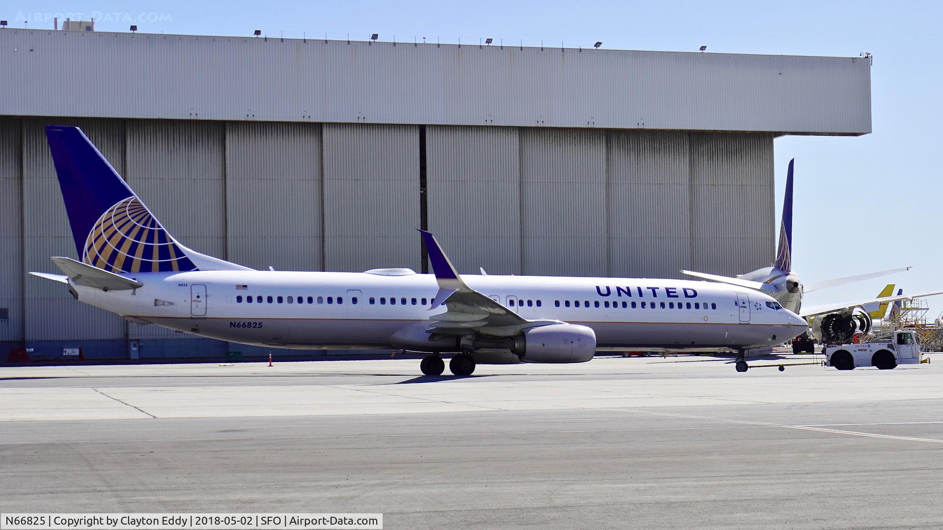 N66825, 2014 Boeing 737-924/ER C/N 42748, SFO 2018.