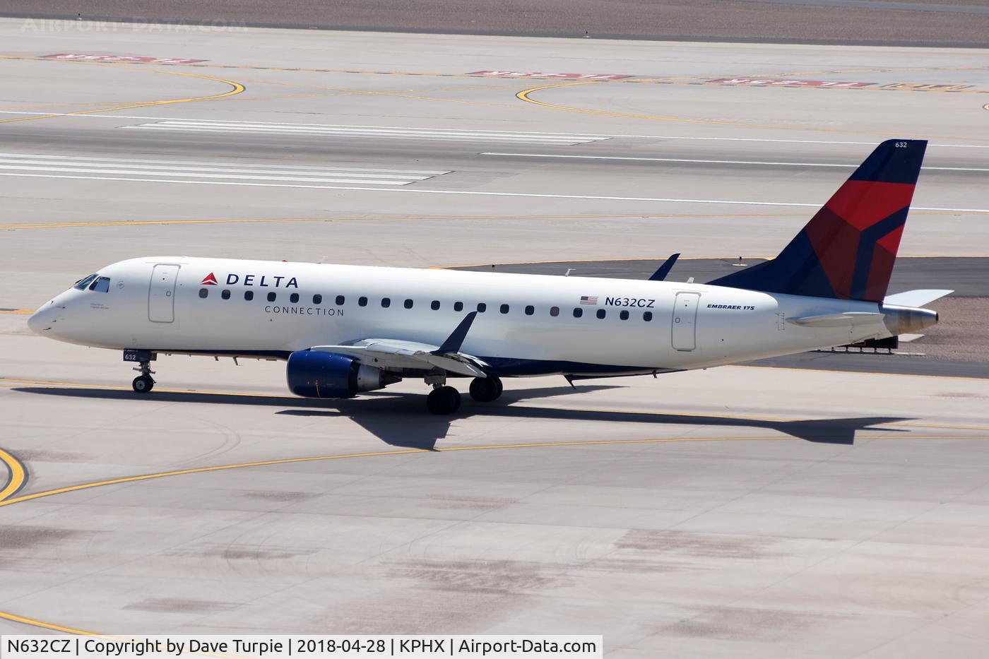 N632CZ, 2008 Embraer 175LR (ERJ-170-200LR) C/N 17000244, No comment.