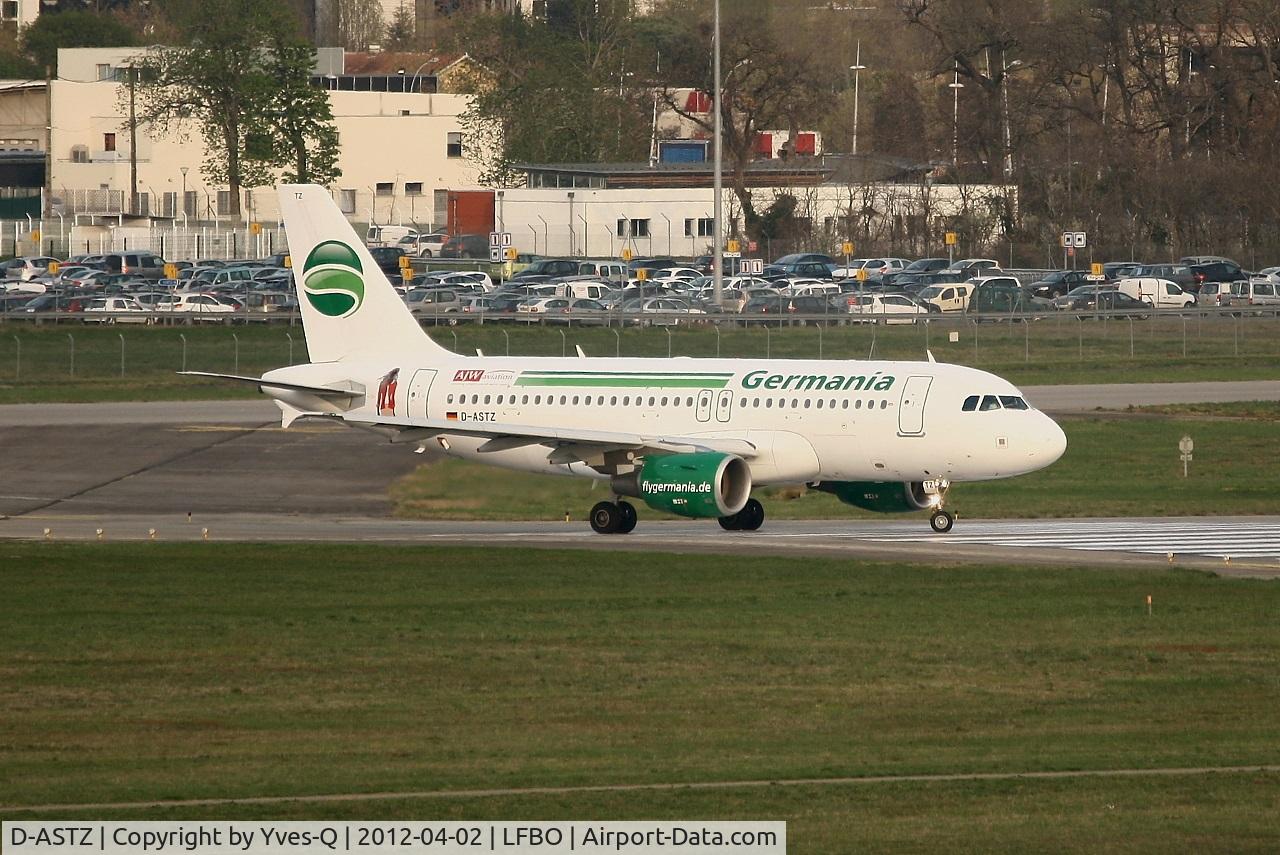 D-ASTZ, 2007 Airbus A319-112 C/N 3019, Airbus A319-112, Lining up rwy 14L, Toulouse-Blagnac Airport (LFBO-TLS)