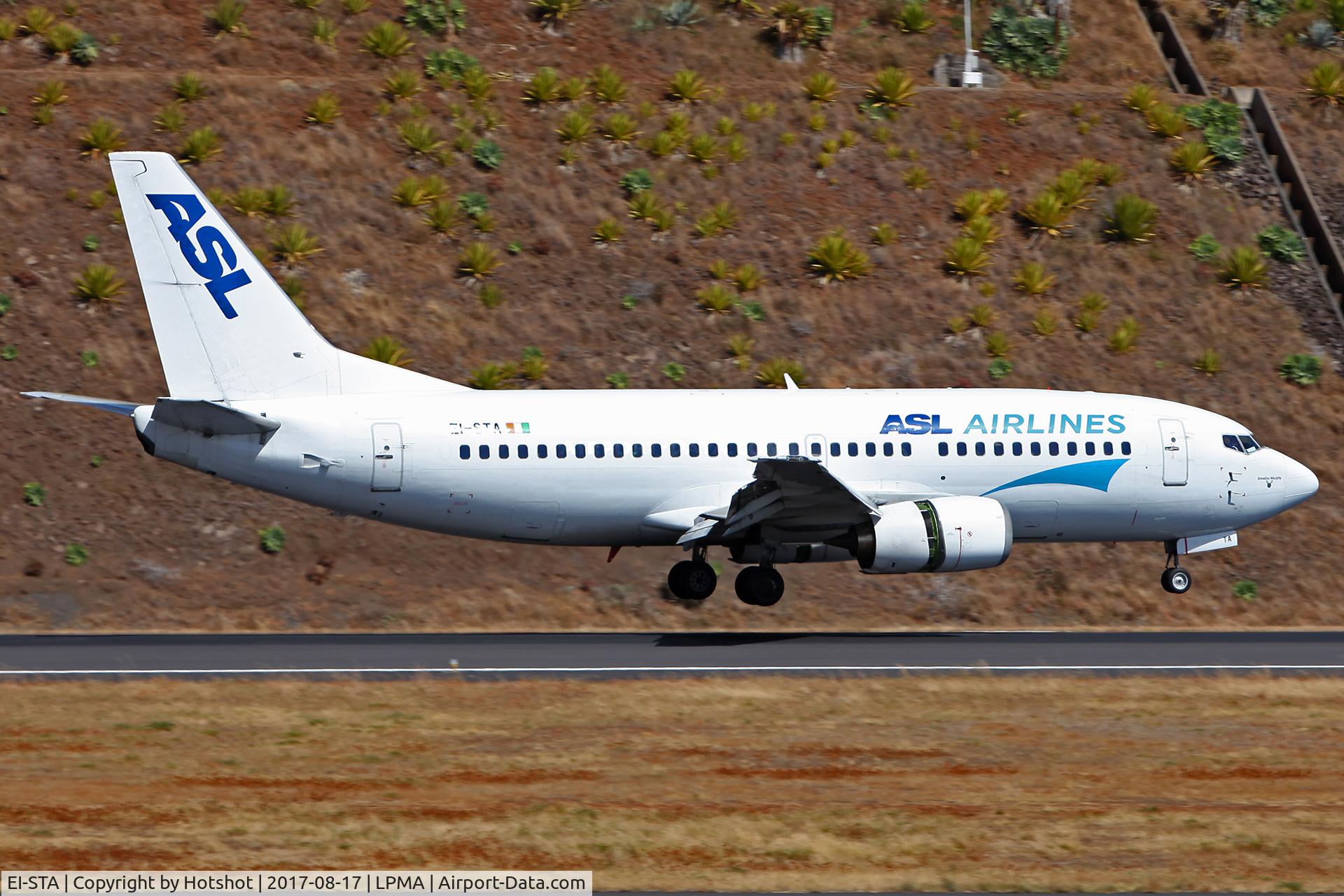 EI-STA, 1997 Boeing 737-31S C/N 29057, Reverse thrust ABOVE the runway