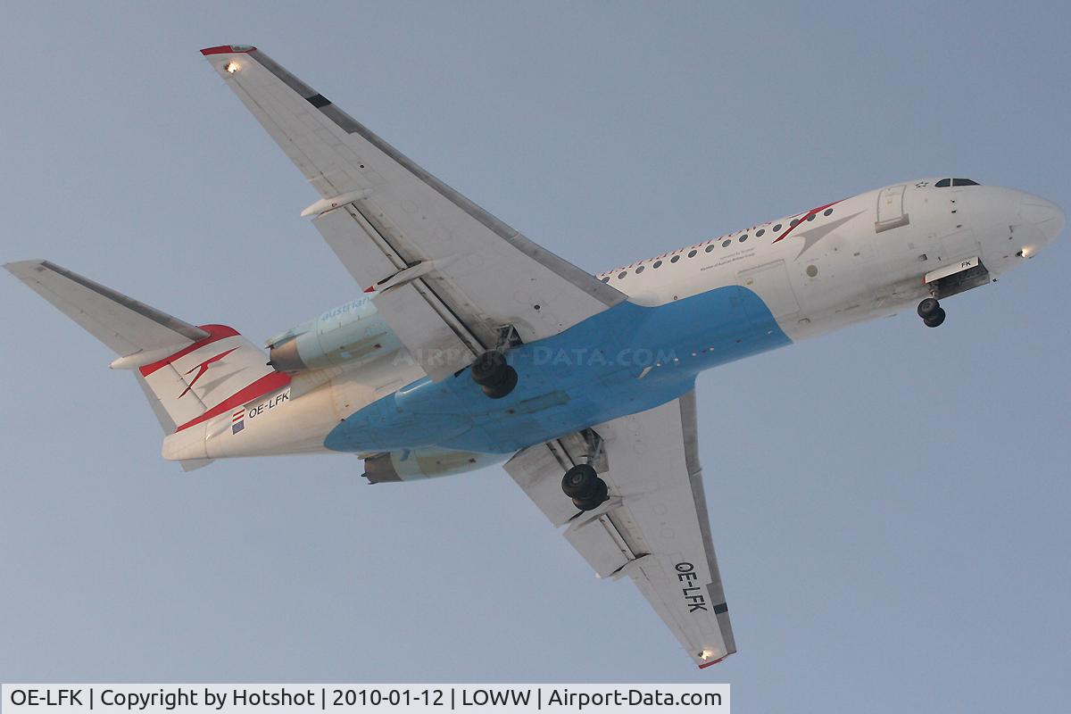 OE-LFK, 1995 Fokker 70 (F-28-0070) C/N 11555, Final runway 34