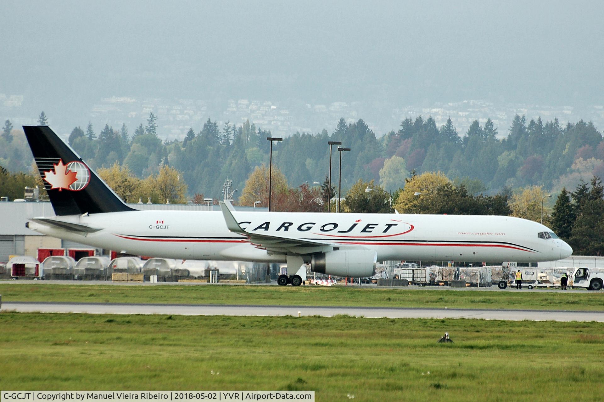 C-GCJT, 1991 Boeing 757-223 C/N 24605, Pushback for departure,YVR