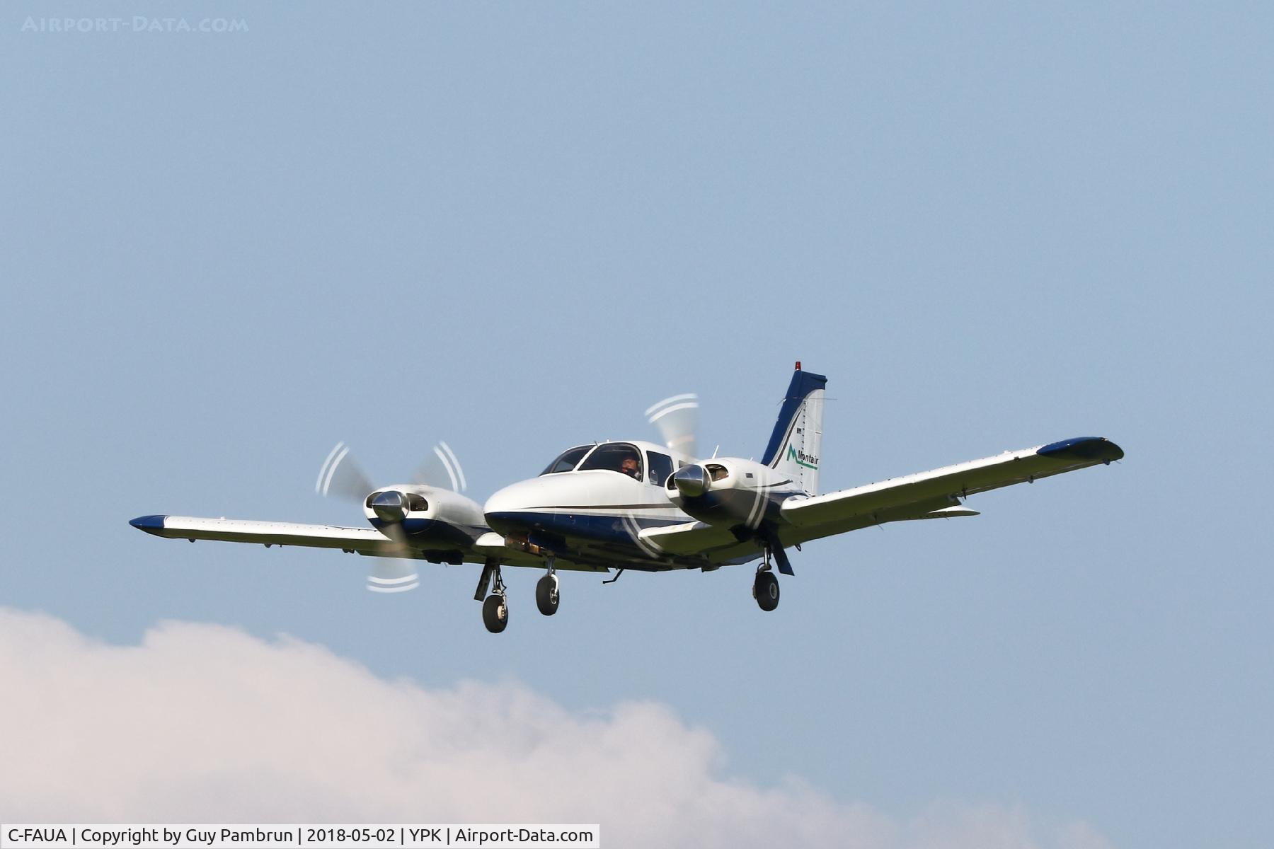 C-FAUA, 1977 Piper PA-34-200T C/N 34-7770151, Landing