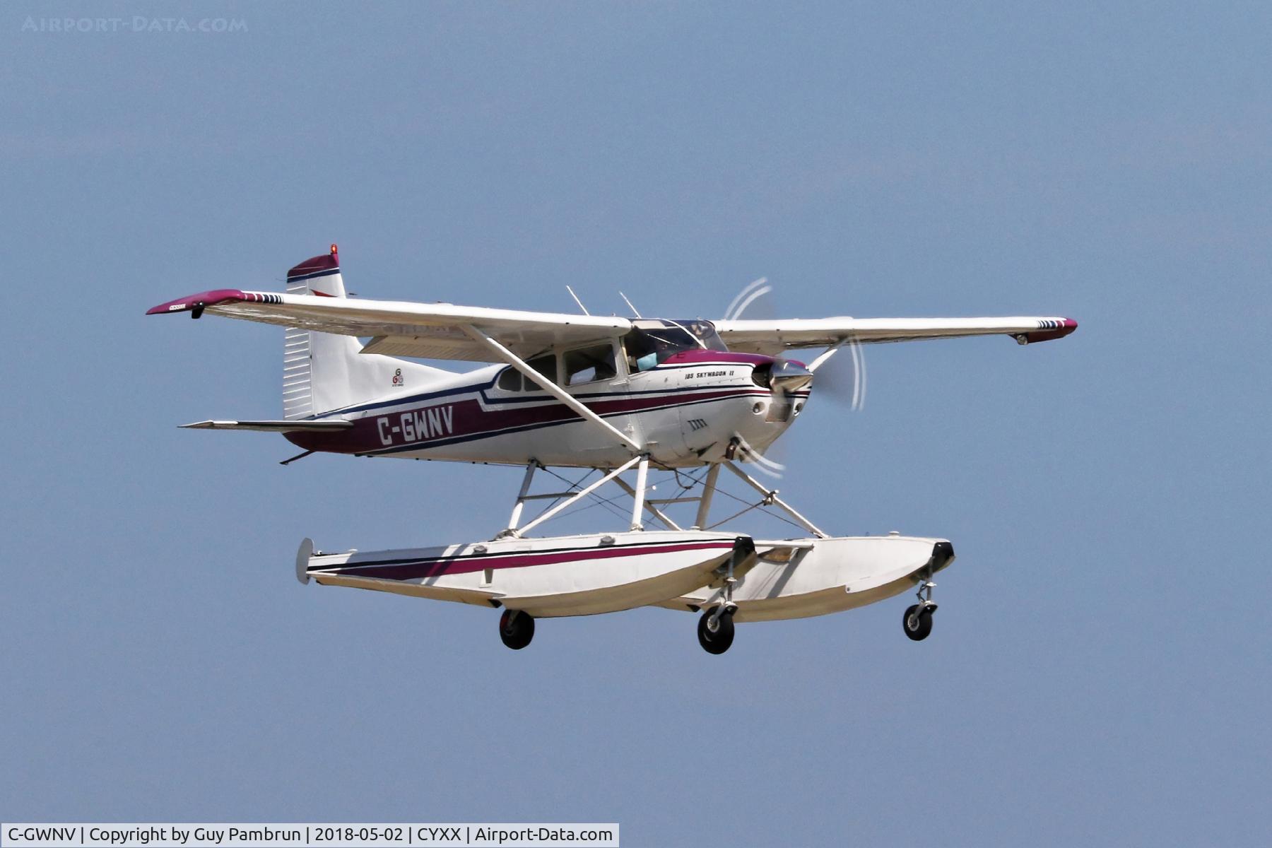 C-GWNV, 1975 Cessna A185F Skywagon 185 C/N 18502753, Landing
