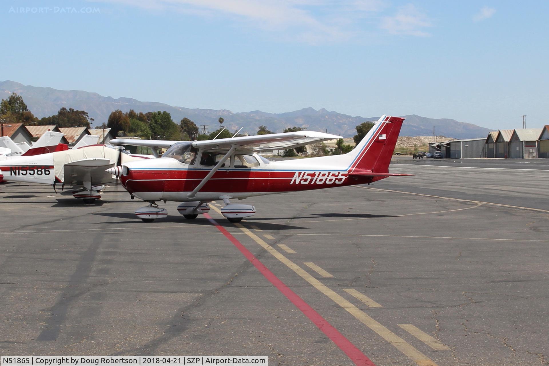 N51865, 1981 Cessna 172P C/N 17274362, 1981 Cessna 172P SKYHAWK, Lycominng O-320-D2J 160 Hp, taxi in