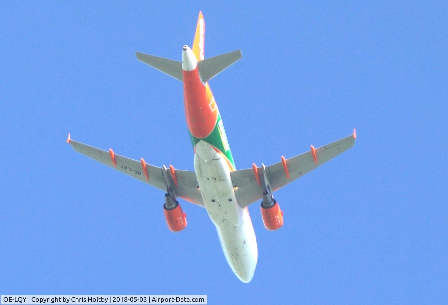 OE-LQY, 2008 Airbus A319-111 C/N 3683, Over Essendon, Herts
