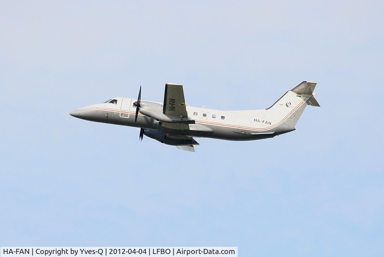 HA-FAN, 1988 Embraer EMB-120ER Brasilia C/N 120104, Embraer EMB-120ER Brasilia, Take off rwy 32R, Toulouse-Blagnac airport (LFBO-TLS)