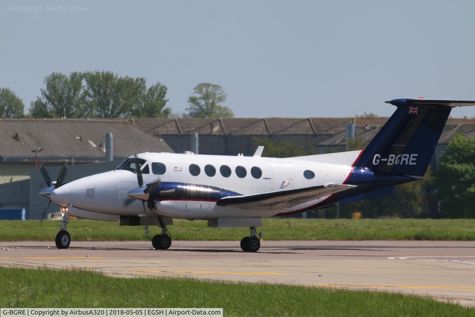 G-BGRE, 1979 Beech 200 Super King Air C/N BB-568, departing