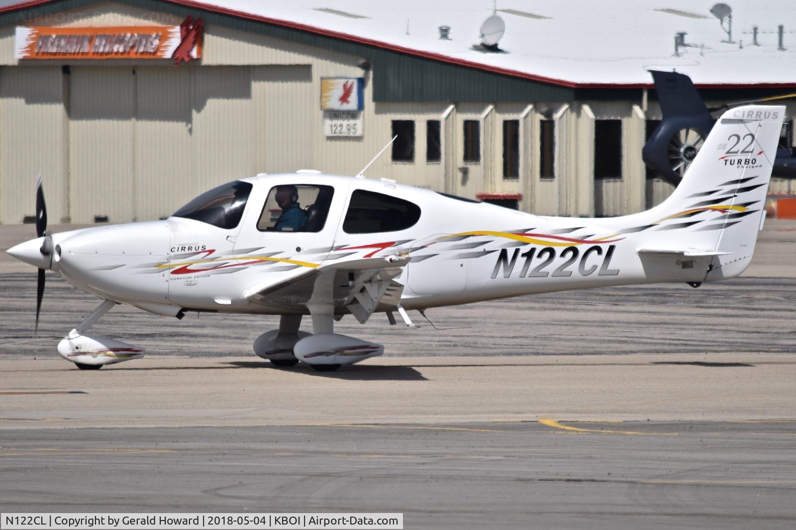 N122CL, 2006 Cirrus SR22 Turbo C/N 2108, Taxiing off the north GA ramp.