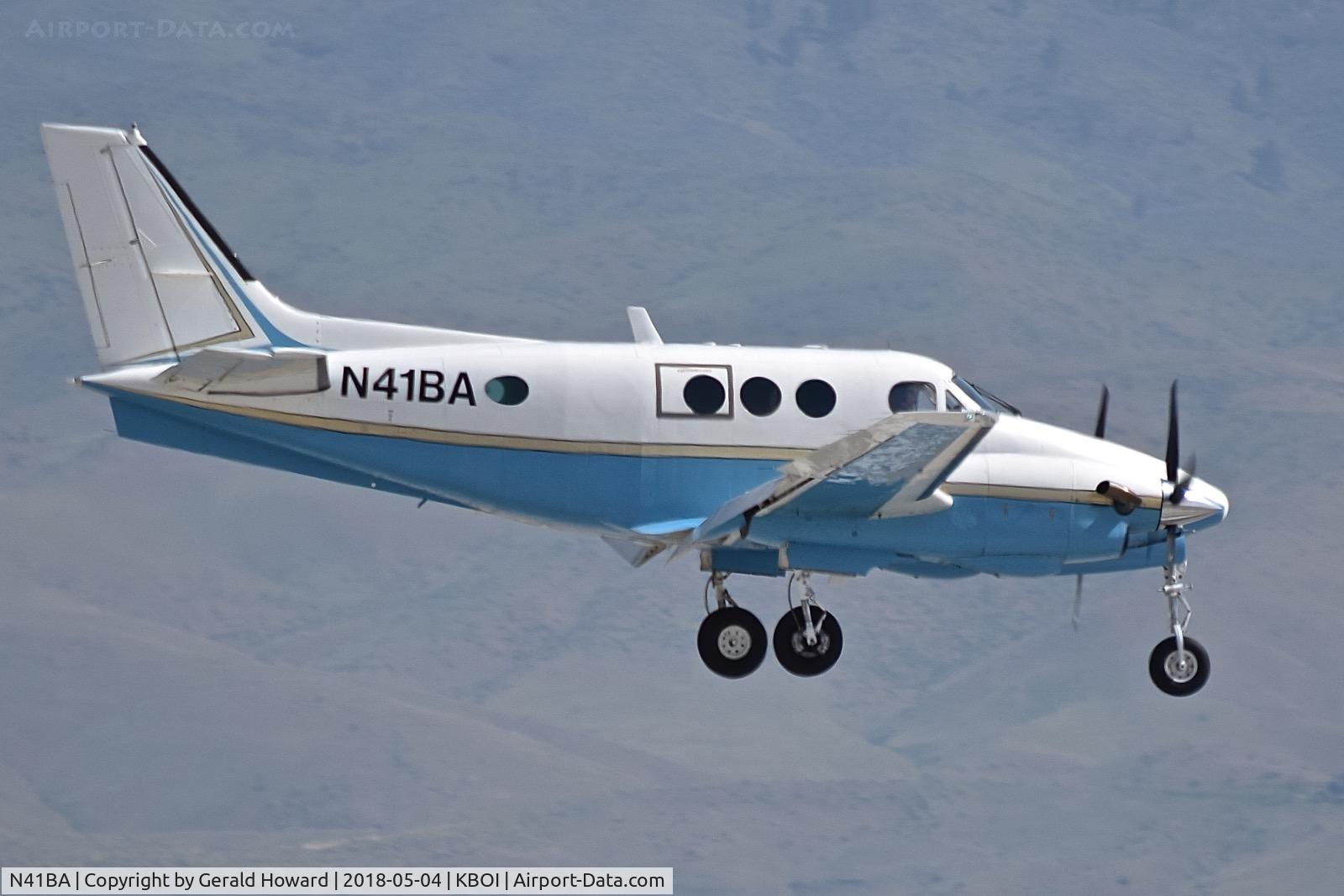 N41BA, 1980 Beechcraft King Air C90 C/N LJ-912, Landing RWY 10L.