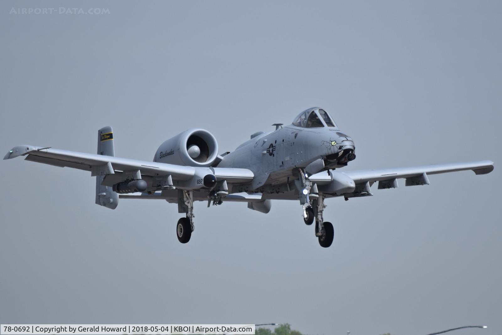 78-0692, 1978 Fairchild Republic A-10C Thunderbolt II C/N A10-0312, On final for RWY 10R. 163rd Fighter Sq. “Blacksnakes”, 122nd Fighter Wing , Fort Wayne, IN ANG.