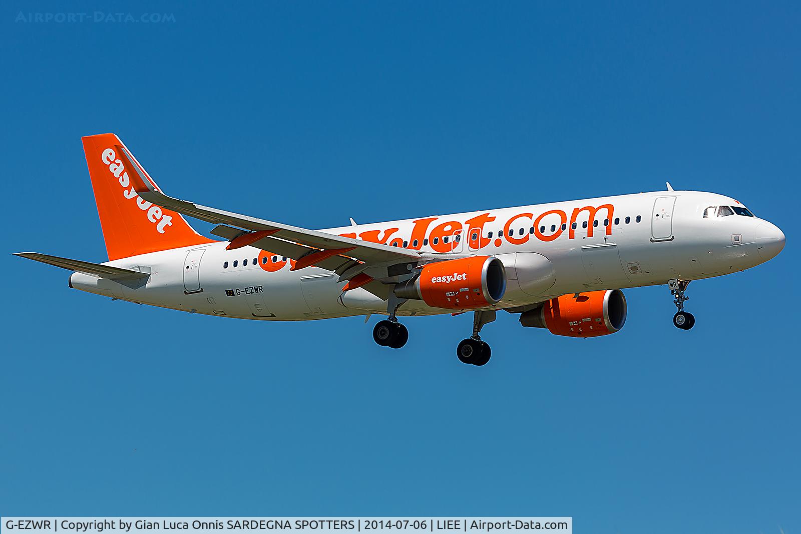 G-EZWR, 2014 Airbus A320-214 C/N 5981, LANDING 14R