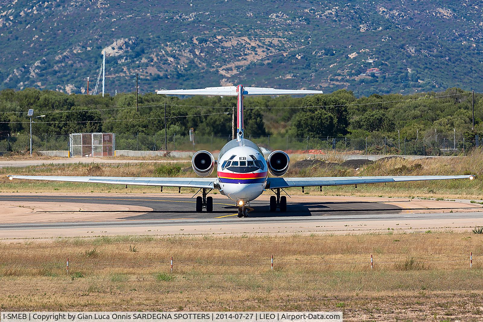 I-SMEB, 1991 McDonnell Douglas MD-82 (DC-9-82) C/N 53064, TAKE OFF