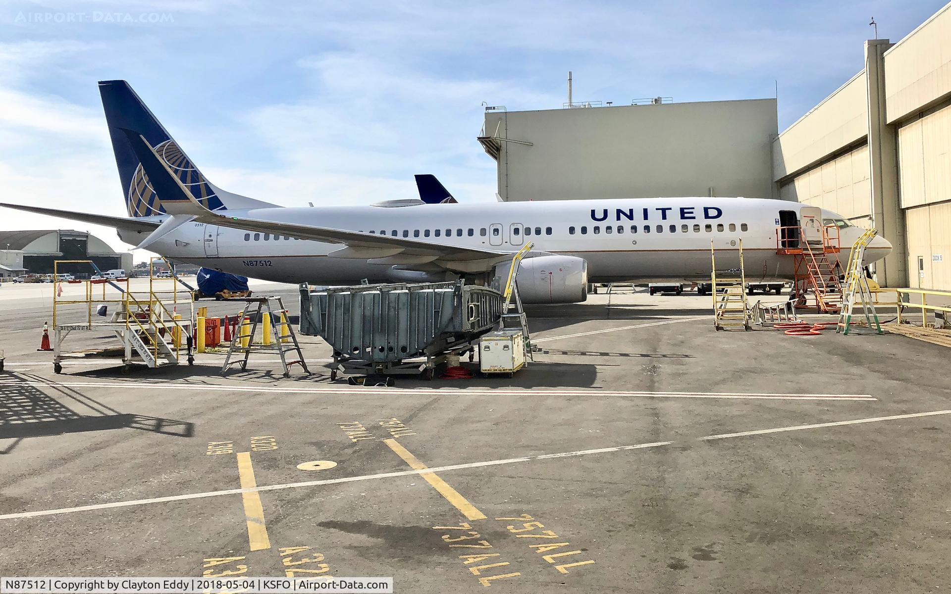 N87512, 2008 Boeing 737-824 C/N 33458, SFO 2018.