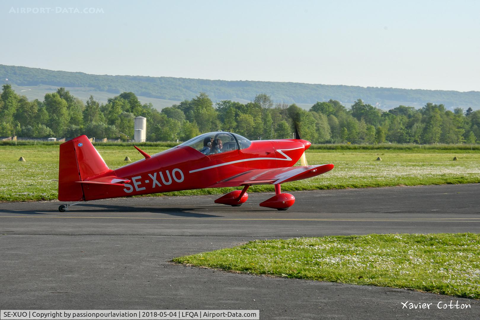 SE-XUO, 2008 Vans RV-6A C/N 24035, Taxiing to the fuel pomp