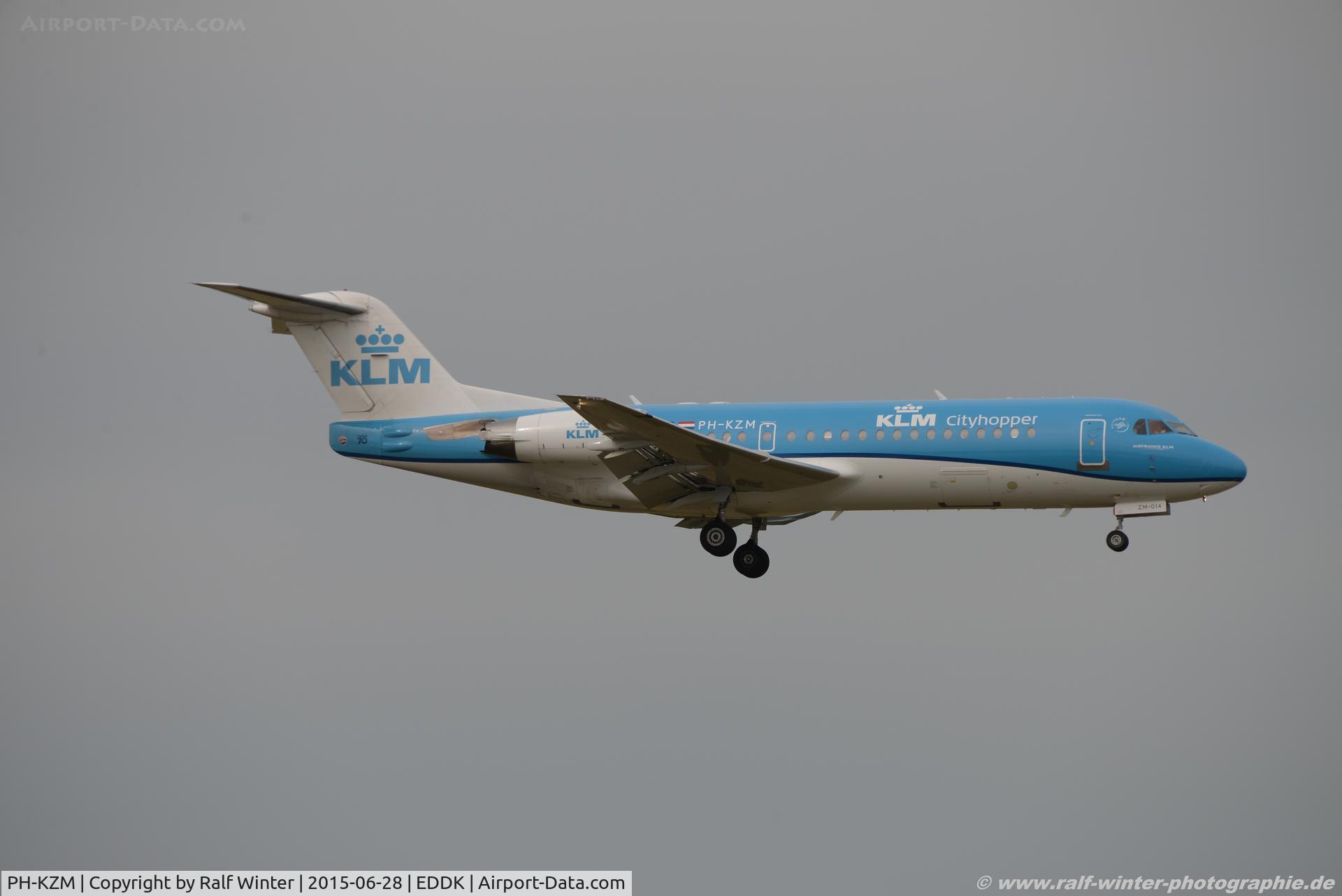PH-KZM, 1995 Fokker 70 (F-28-0070) C/N 11561, Fokker 70 F28-0070 - WA KLC KLM CityHopper - 11561 - PH-KZM - 28.06.2015 - CGN