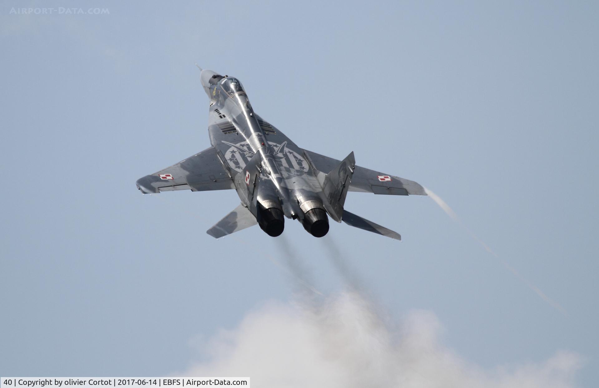 40, Mikoyan-Gurevich MiG-29A C/N 2960532040, showing its beautiful markings