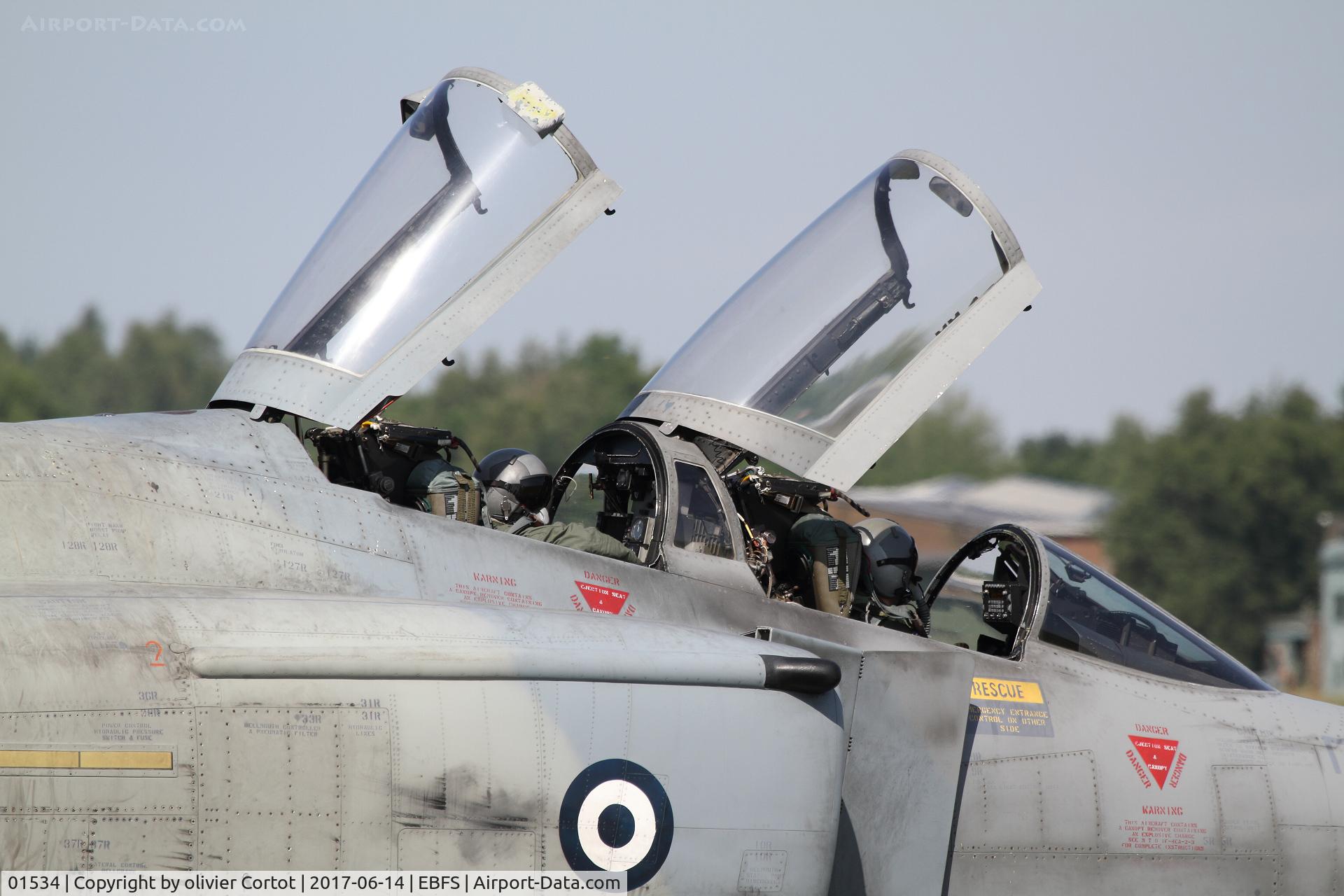 01534, 1972 McDonnell Douglas F-4E AUP Phantom II C/N 4569, closer view of the cockpit