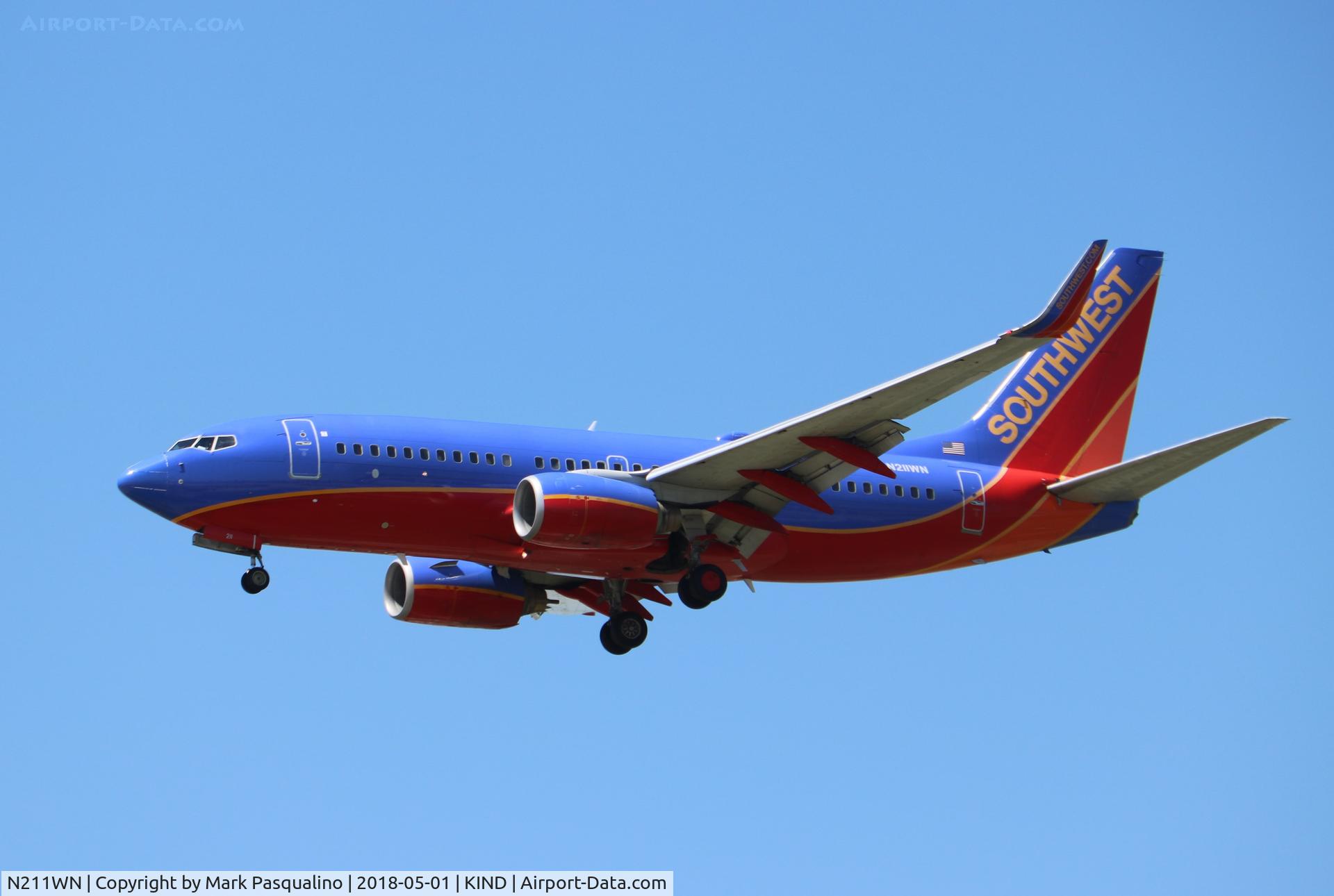 N211WN, 2005 Boeing 737-7H4 C/N 34163, Boeing 737-700