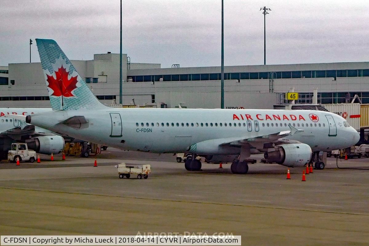 C-FDSN, 1990 Airbus A320-211 C/N 126, At Vancouver