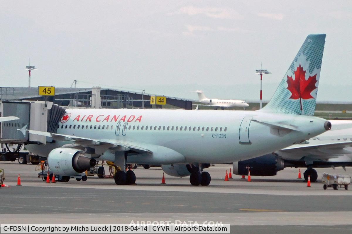 C-FDSN, 1990 Airbus A320-211 C/N 126, At Vancouver