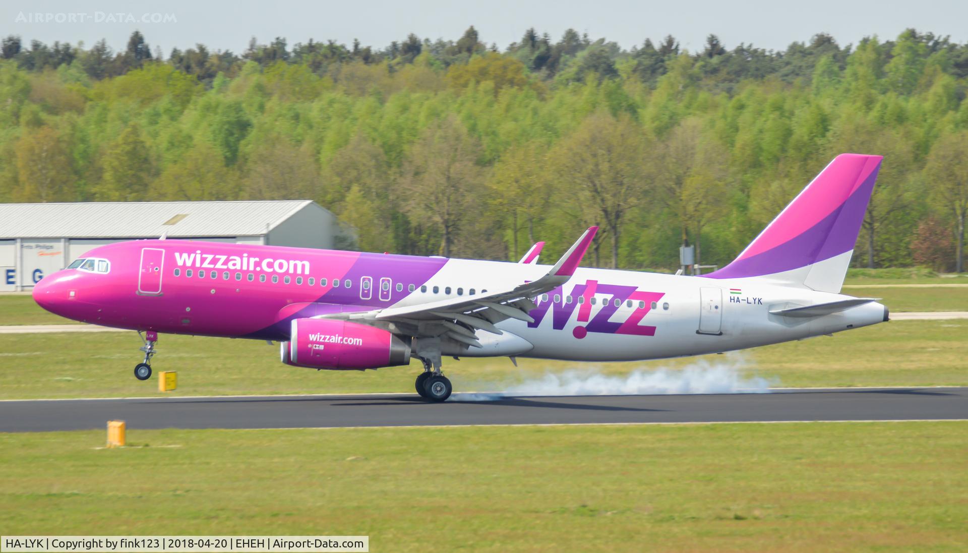 HA-LYK, 2014 Airbus A320-232 C/N 6394, WIZZZZ