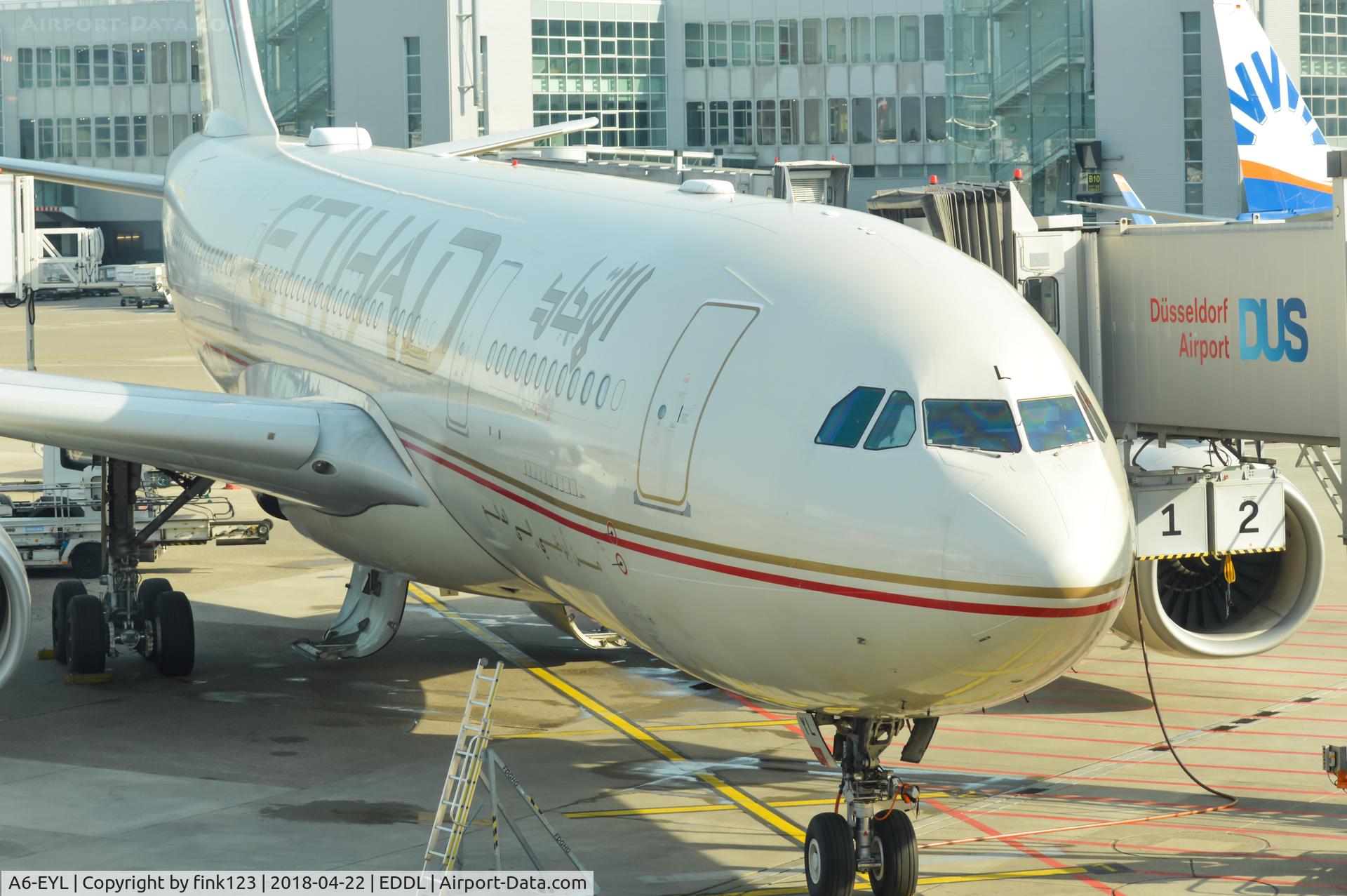 A6-EYL, 2006 Airbus A330-243 C/N 809, ETIHAD