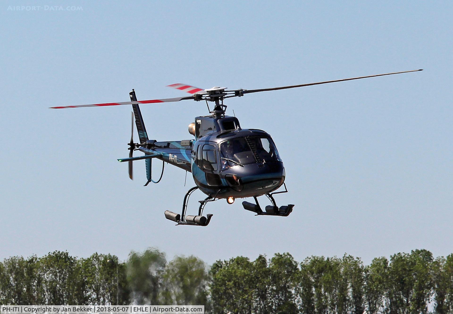 PH-ITI, 2017 Airbus Helicopters AS-350B-3 Ecureuil C/N 8378, Lelystad Airport